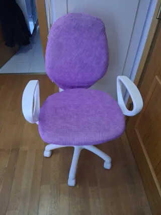 Silla de estudio infantil morada