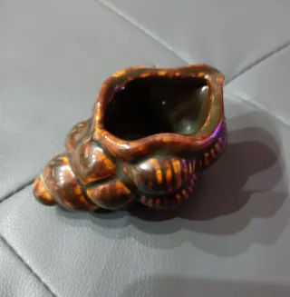 Piccolo svuotatasche a forma di conchiglia