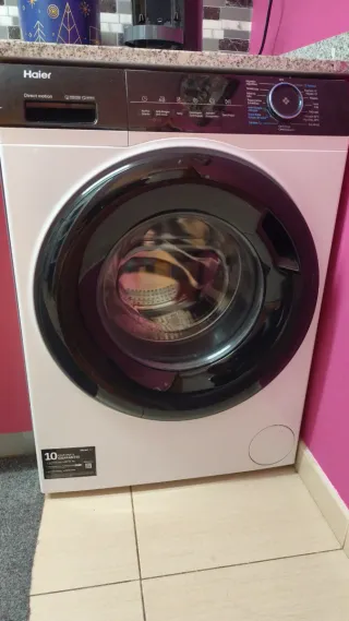 Frigorífico TEKA blanco y lavadora 9k