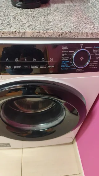 Frigorífico TEKA blanco y lavadora 9k