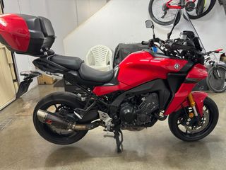 Yamaha Tracer 9 GT Roja