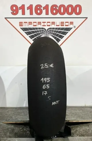 195 65 17 DUNLOP RUEDA MOTO SEMINUEVA