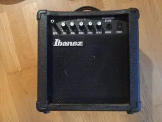 Guitarra Eléctrica Ibañez GIO Azul