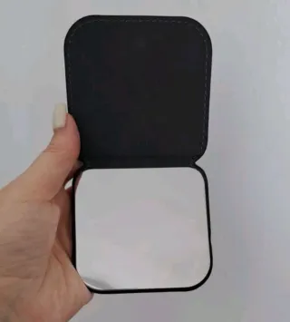 Espejos personalizados con iniciales