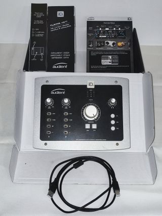 Controladora de audio Audient iD22
