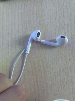 Auriculares Apple iPhone Blancos
