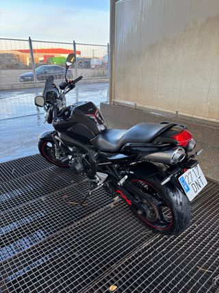 Yamaha Fazer 600