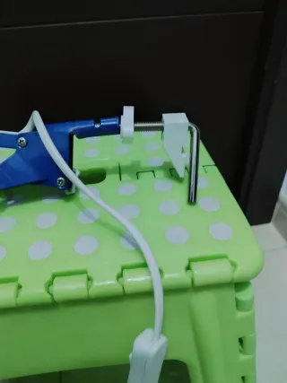 Lámpara de escritorio azul