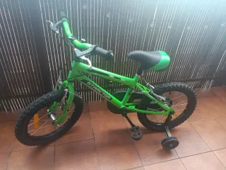 Bicicleta infantil verde 16 (a partir de 3 años)