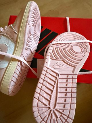 Nike Air Jordan High rosas y blancas