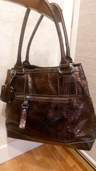 Bolso Guess Piel Marrón Dorado