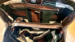 Bolso Guess Piel Marrón Dorado