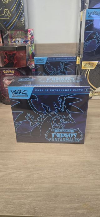 Pokemon Caja Entrenador Élite Fuego Fantasmal