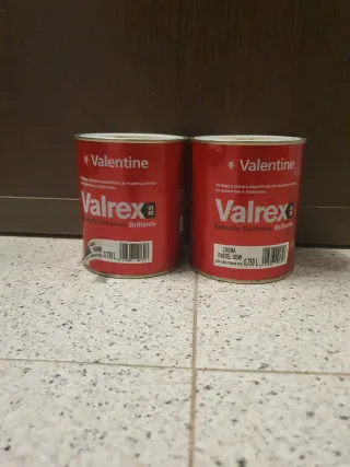 2 Botes Esmalte Sintético Valentine Crema Pastel