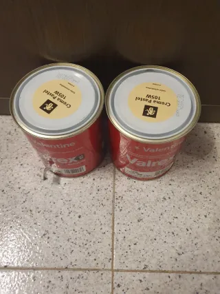 2 Botes Esmalte Sintético Valentine Crema Pastel