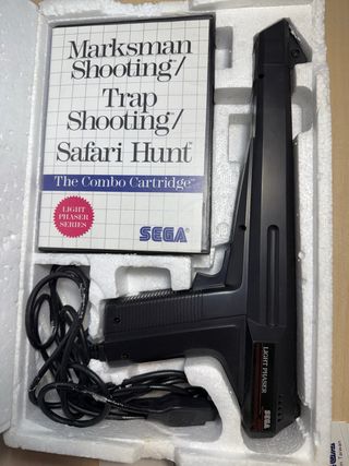 Sega Light Phaser + 3 Juegos Shooting