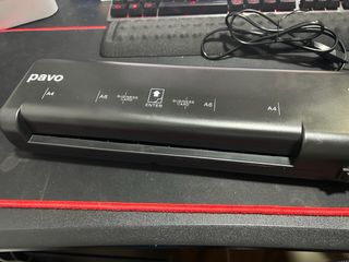 Pavo - Premium Plastificadora A4, Incluye 5 fundas