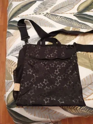 Bolso negro con estrellas para silla de bebé