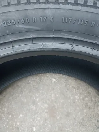 Neumáticos 235/60 R17