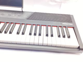 piano alesis recital