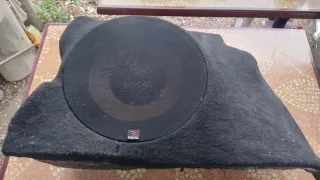 Cajón Subwoofer Focal Volkswagen Corrado