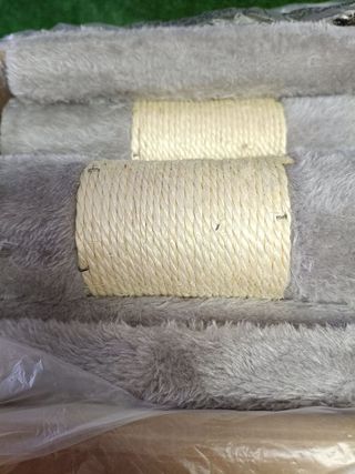 Feandrea Rascador para Gatos, Árbol para Gatos, Altura 112 cm, Torre con 4 Postes, 2 Plataformas, 1 Cueva, 1 Hamaca, 2 Pompones, Tela de Felpa, Multinivel, Gris Claro PCT261W01