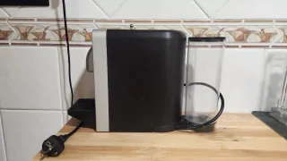 Cafetera Nespresso DeLonghi