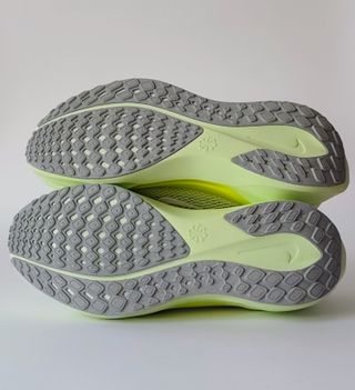 T38 - Nike Air Zoom Pegasus 41 - Barely Volt