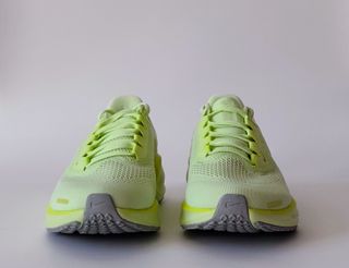 38 - Nike Air Zoom Pegasus 41 - Barely Volt