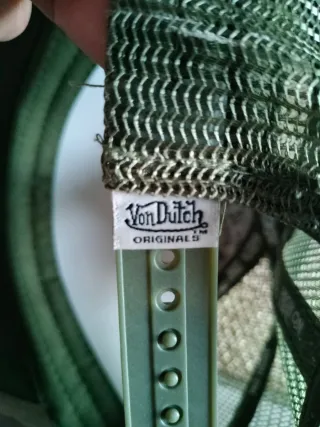 Gorra Von Dutch Blanca y Verde Militar
