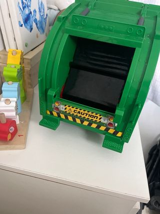 Camión de basura juguete