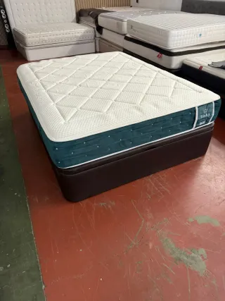 Canapé tapizado polipiel wengué 160x200 con Colcho