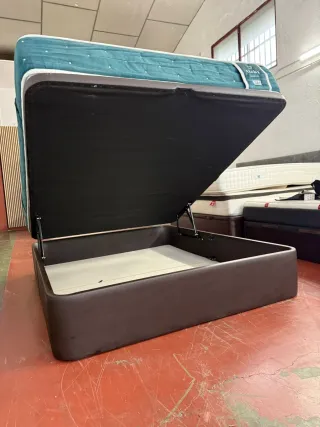 Canapé tapizado polipiel wengué 160x200 con Colcho