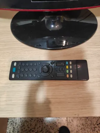 Televisor LG Flatron M227WDP