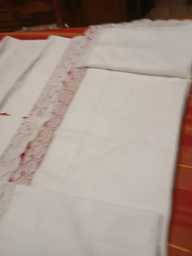 Juego de cama hilo bordado y encaje