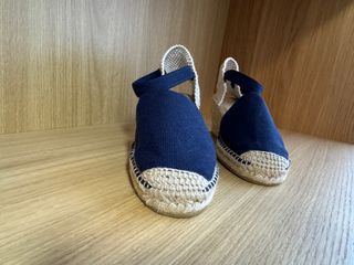 Alpargatas La Manual Beige y Azul