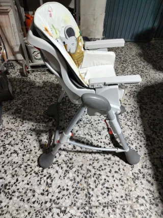 Trona bebé con estampado de animales