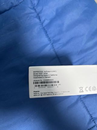5 AirPods (4ª Gen) y 4 AirPods (3ª Gen)