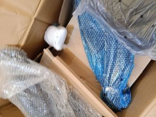 SONGMICS Racing Silla de Escritorio computadora Oficina Ergonómica con reposapiés Plegable PU Metal Cromado Negro 150 kg OBG71BV1