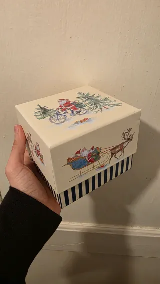 Taza Navideña El Corte Inglés con Caja