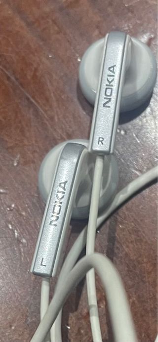 Auriculares Nokia Blancos con Micrófono