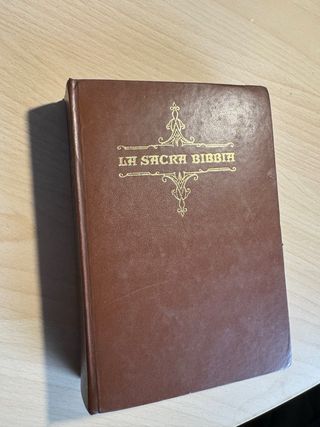 LA SACRA BIBBIA TRADUZIONE DAI TESTI ORIGINALI CEI