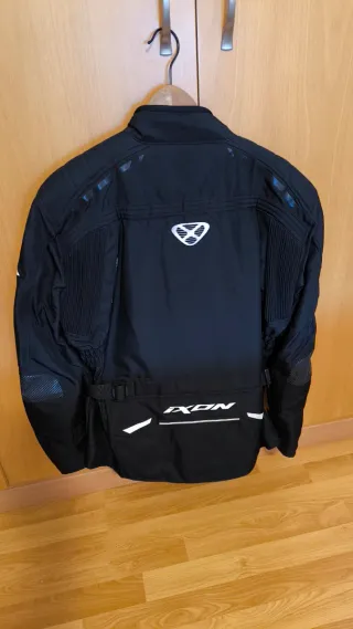 Chaqueta IXON para moto