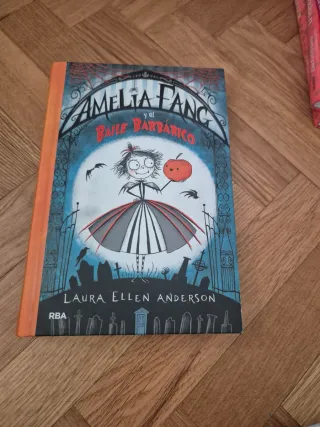 Lote de 10 libros niños a partir de 8 años. 10 €