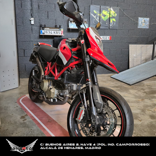 DUCATI HYPERMOTARD 1100 EVO SP 2012 €120/MES S/E
