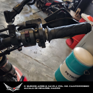 DUCATI HYPERMOTARD 1100 EVO SP 2012 €120/MES S/E