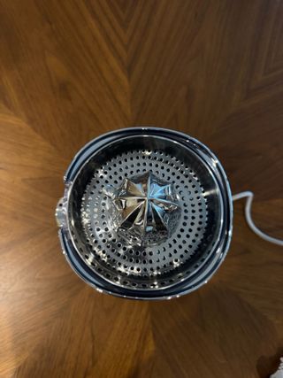 Exprimidora SMEG Negra Nueva