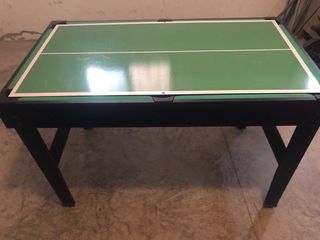 Mesa multijuegos con todo los accesorios