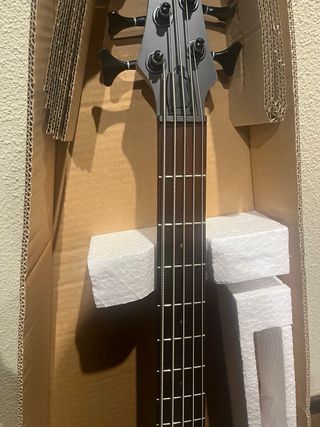 Bajo Ibanez SR305EB-WK Negro Nuevo