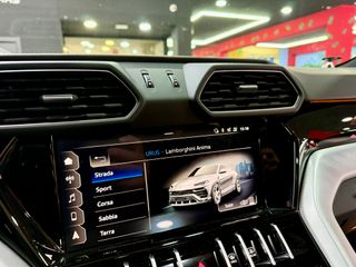 Lamborghini URUS 650cv